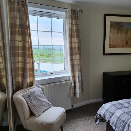 Wee Gem Cottage-3